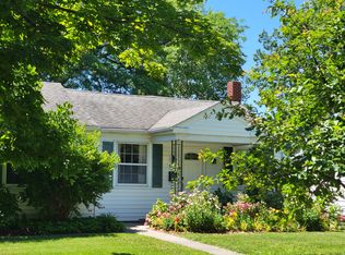 712 Indiana Ave, South Haven, MI 49090