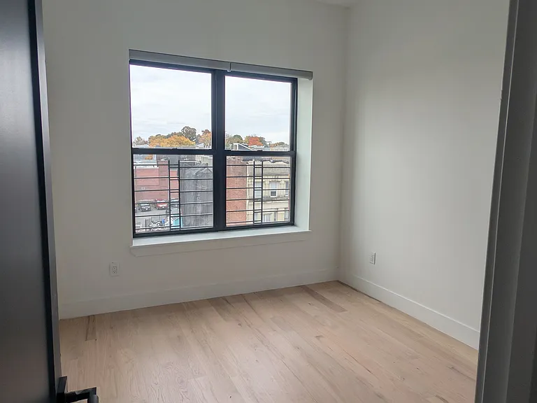 501 Central Ave #2C — Photo 8