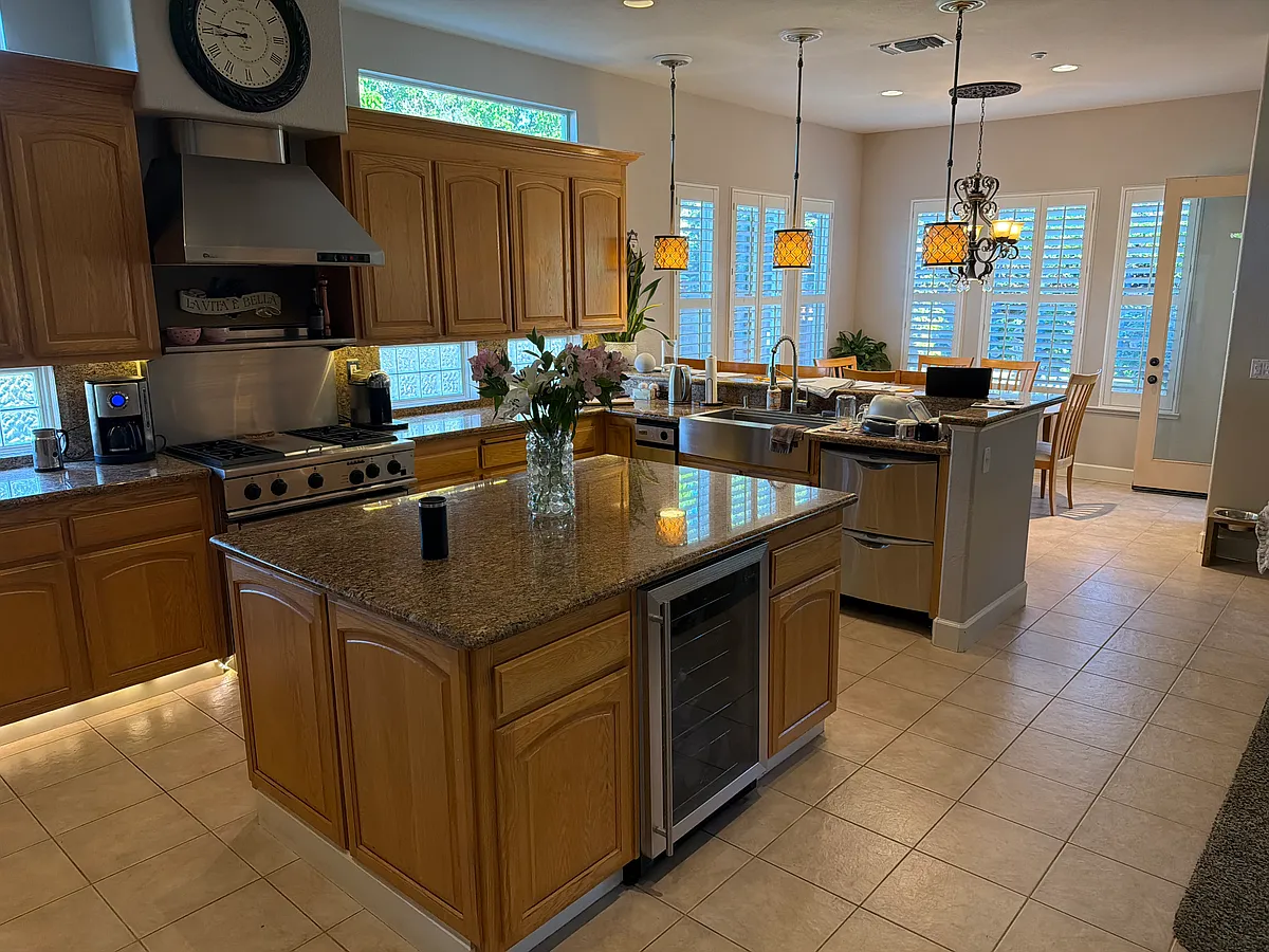 Building Photo - 223 Merano Way #1