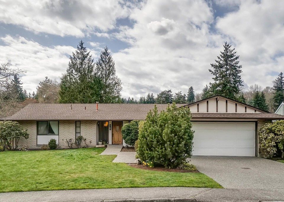 1st image of 1425 179th Pl NE