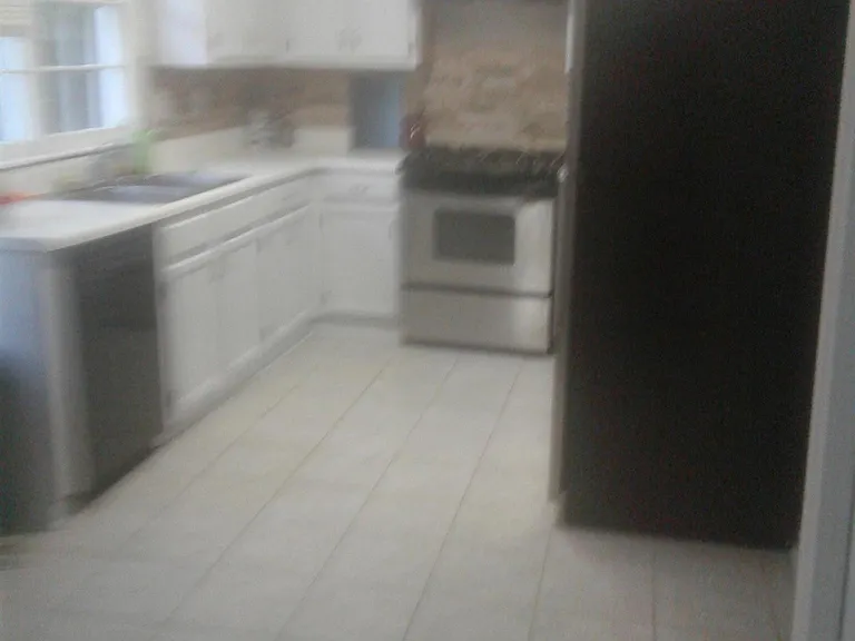 3250 Binghampton Ln — Photo 3