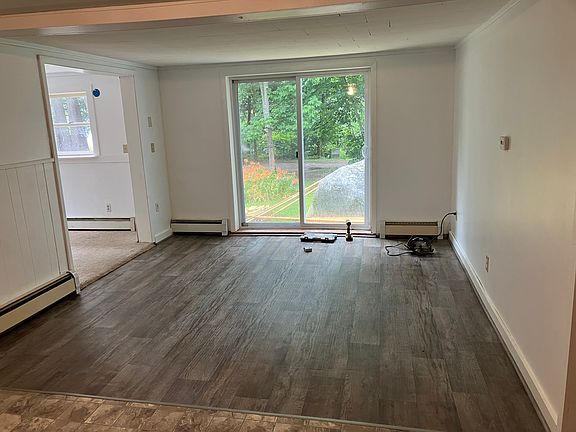 Living room viewed from kitchen