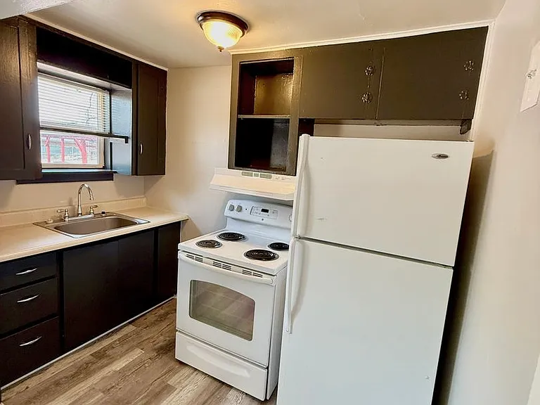 2619 E Willamette Avenue — Photo 25