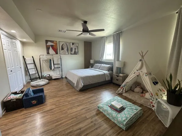 449 W Ivanhoe Pl, Chandler, AZ 85225
