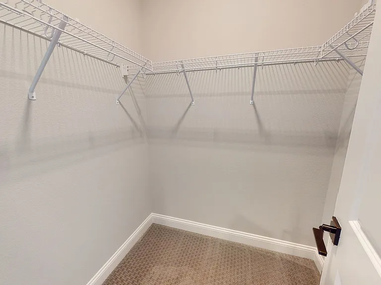 90 Oak Knoll Ct — Photo 29