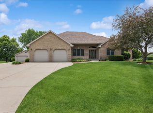 18854 S Palomino Ct, Shorewood, IL 60404