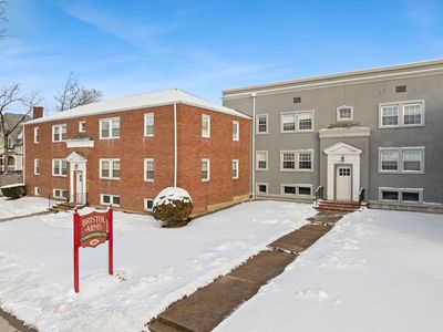 180 S Main St #5, Jeffersontown, MA, 02703