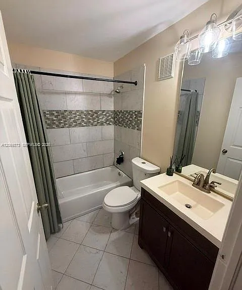 20861 NW 3rd Ln #20861 — Photo 11