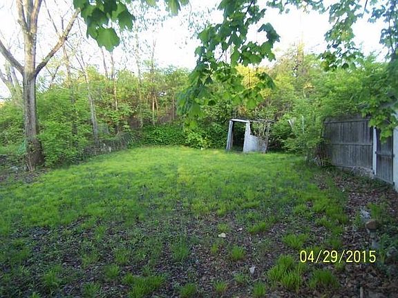 3rd image of 1117 Grand Ave
