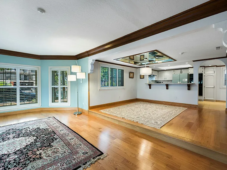 227 S Irena Ave #12 — Photo 10