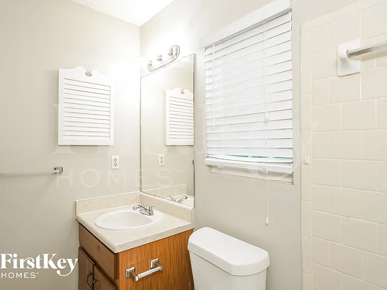 1311 Old Countryside Cir — Photo 13