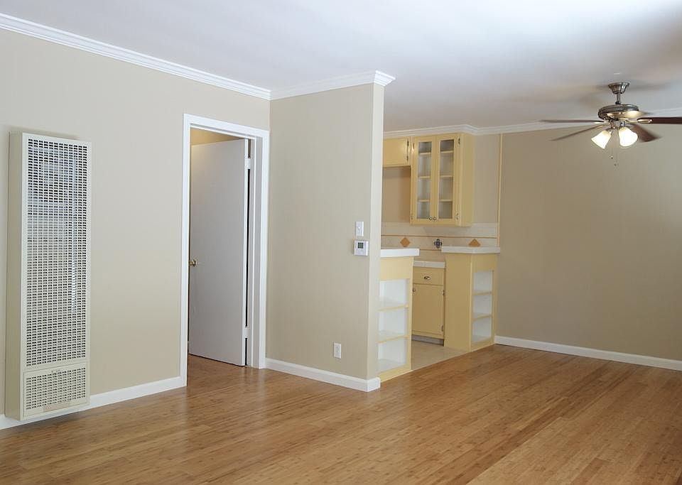 1st image of 816 Gramercy Dr APT 2