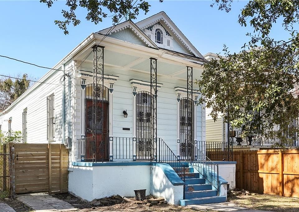 1st image of 2018 Elysian Fields Ave