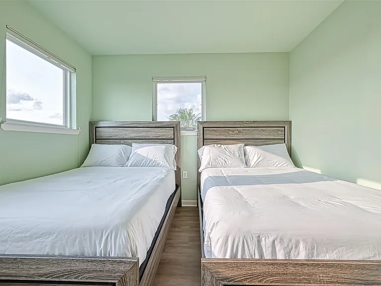 2102 Todville Rd #9 — Photo 28