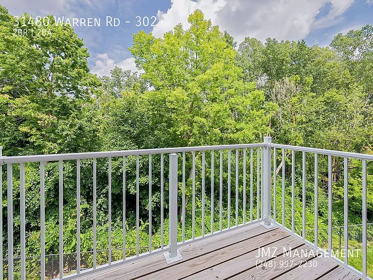 31480 Warren Rd #302 — Photo 10
