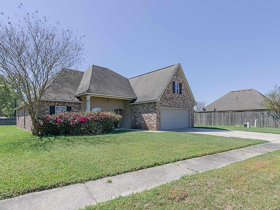 2nd image of 2264 Zelmere St