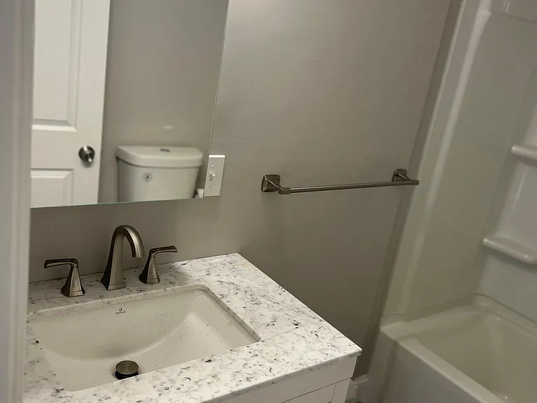 18 Arlington St — Photo 6