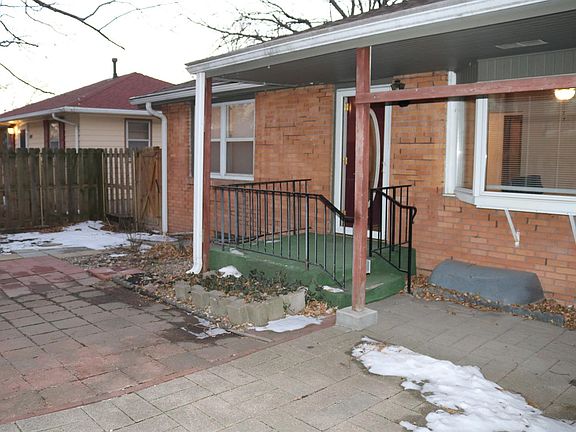 2nd image of 831 S 46th St #831