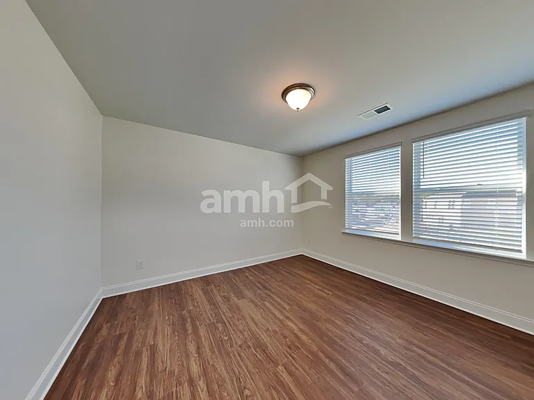 112 Twin River Dr — Photo 20