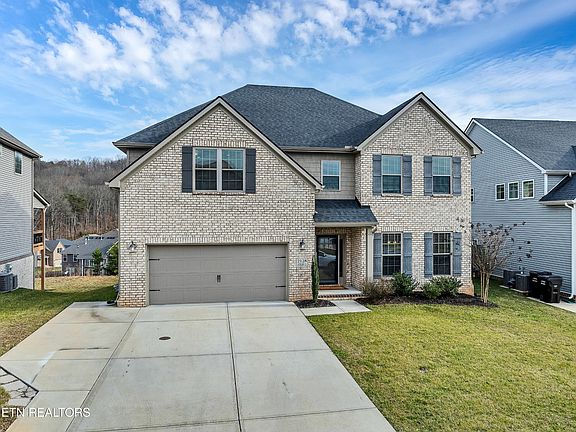 3rd image of 2128 Antelope Ln