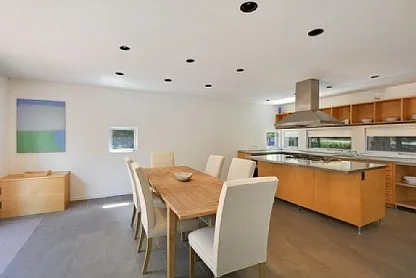 Stunning Contemporary Close to Harbor Creek Preserve — Photo 4