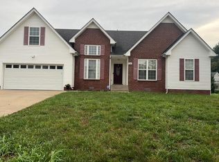 3704 Bluefield Ct, Clarksville, TN 37040