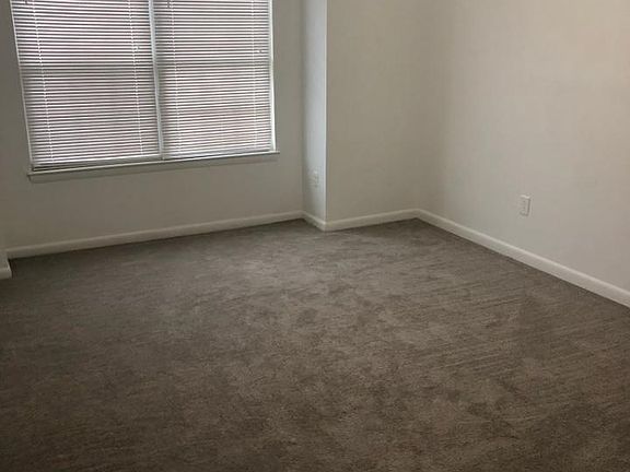 2nd image of 5101 Glenwood Way
