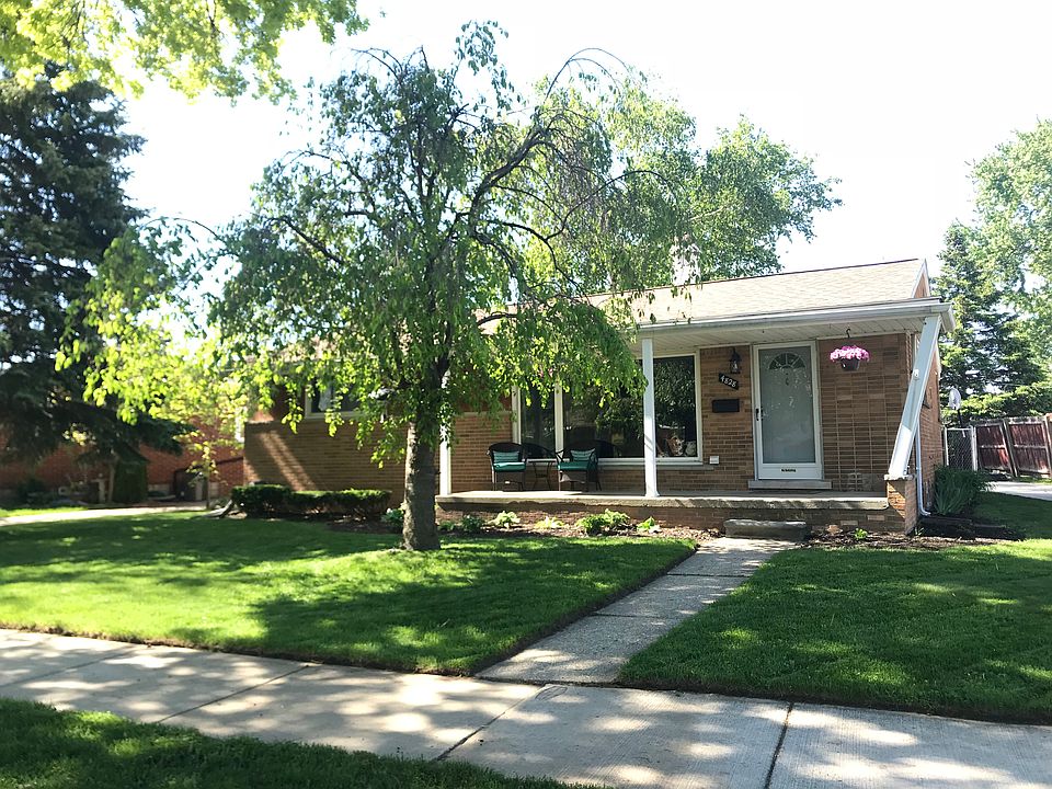 1st image of 4828 Kensington Dr
