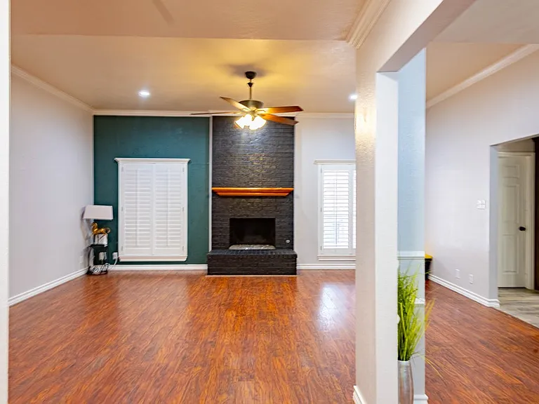 4715 Bishops Castle Dr — Photo 17