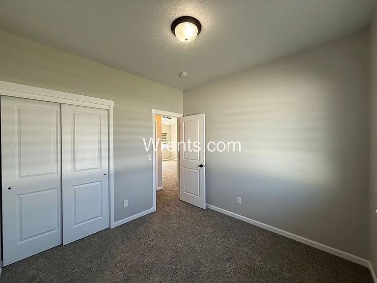 8410 W Campus Dr — Photo 10
