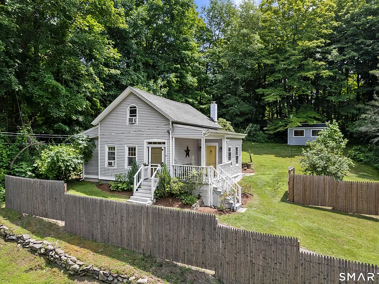 78 Norwich Rd — Photo 2