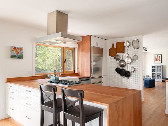 5th image of 1569 Whitesails Dr