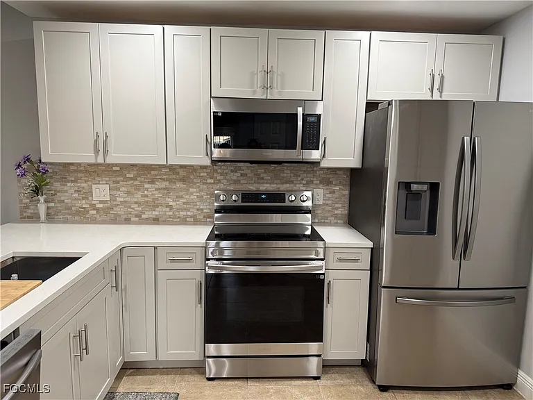 6331 Royal Woods Dr — Photo 3