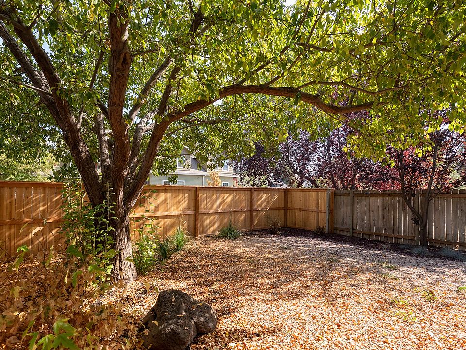 1433 10th St, Bend, OR 97703 Zillow