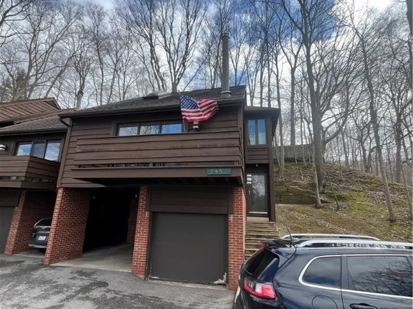 295 Solon Rd #D, Chagrin Falls, OH 44022