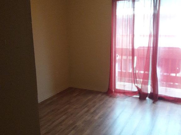 4th image of 5701 Tullis Dr #B & D