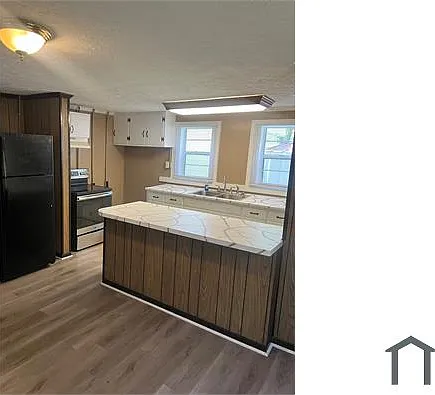 30 Pickett St — Photo 1