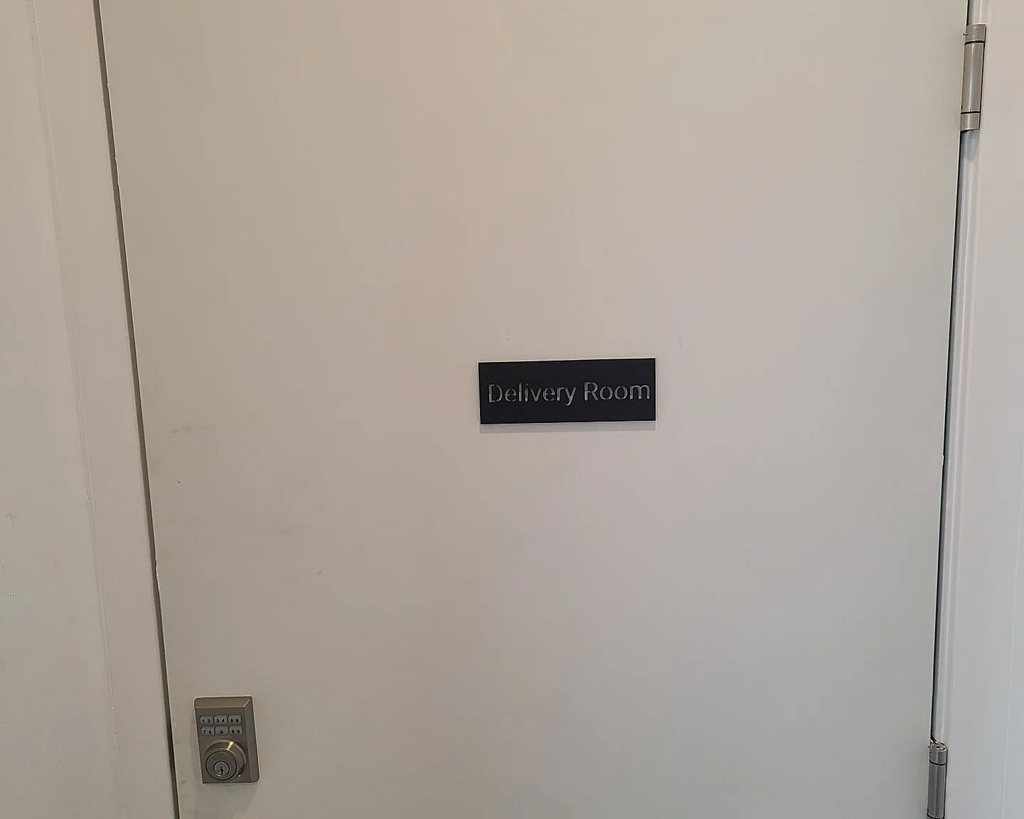 Modern New Luxury Temple Apartments — Photo 2