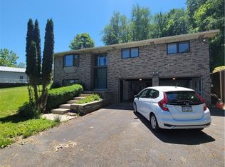 334 Sugar Run Rd, Eighty Four, PA 15330