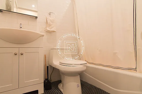 Rented by Nolita Group | media 25