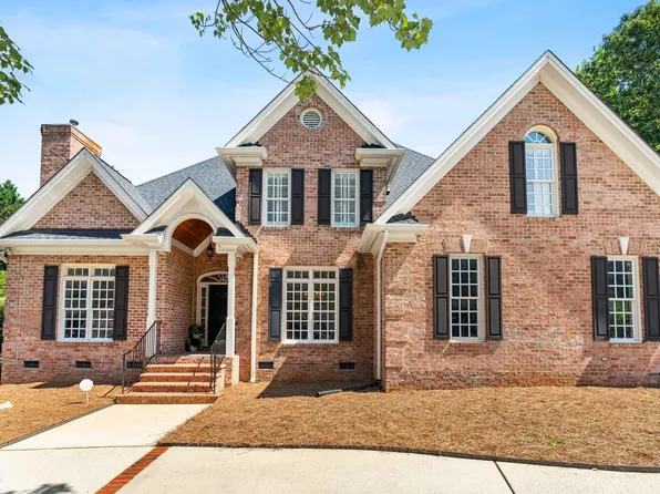 619 Baybush Dr, Raleigh, NC 27615