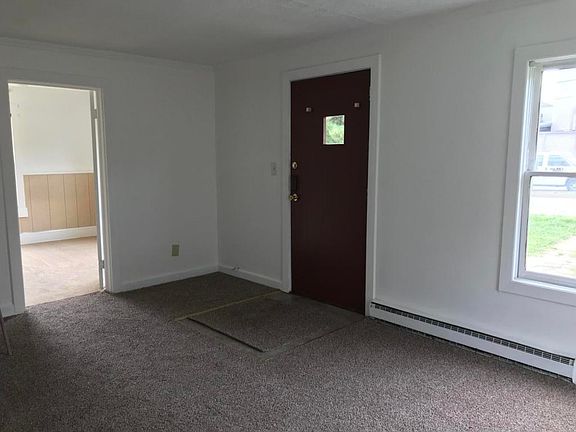 3rd image of 2609 Edison St NE