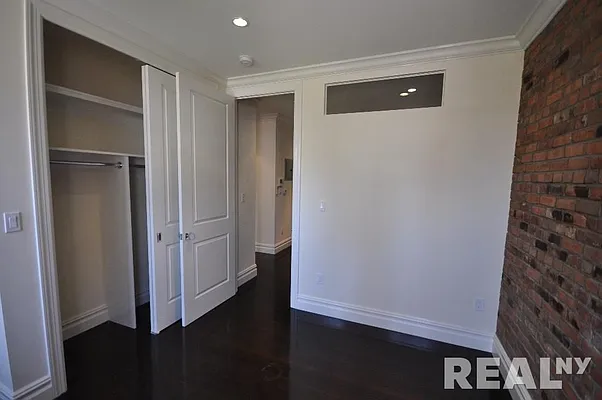 Rented by REAL New York | media 6