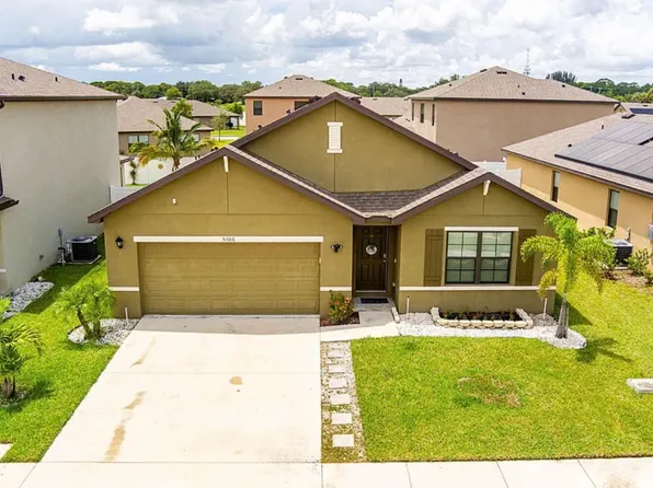 5306 Entertainment Way, Fort Pierce, FL 34947