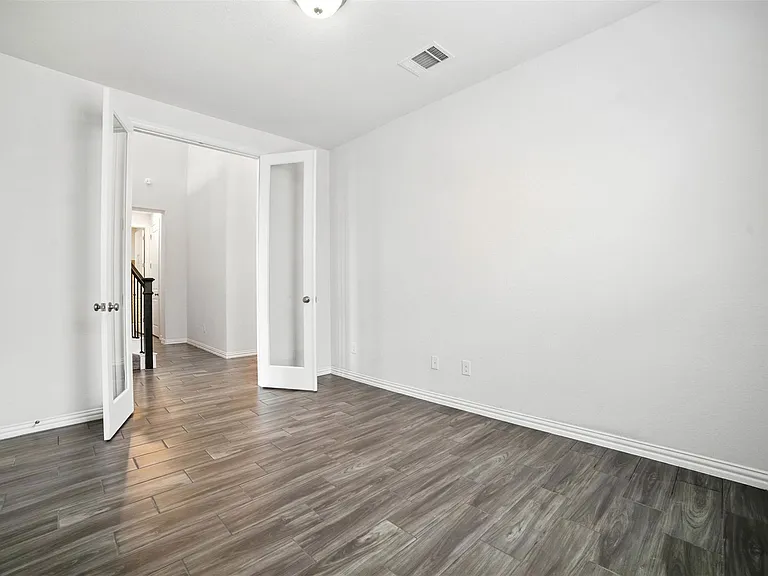 3054 Columbus Loop — Photo 18