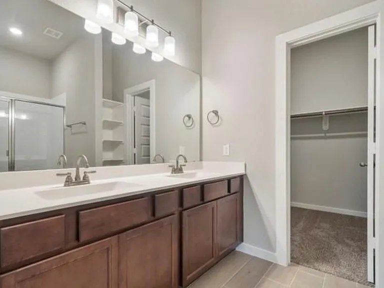218 Oakcrest #A — Photo 11