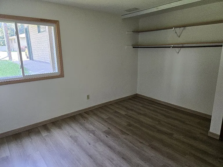 8313 Brunswick Ave N — Photo 5