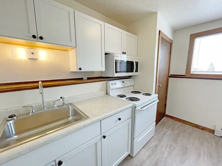 1200 Glacial Drive — Photo 10