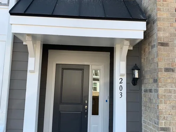 203 Hickory Plains Rd, Knightdale, NC 27545