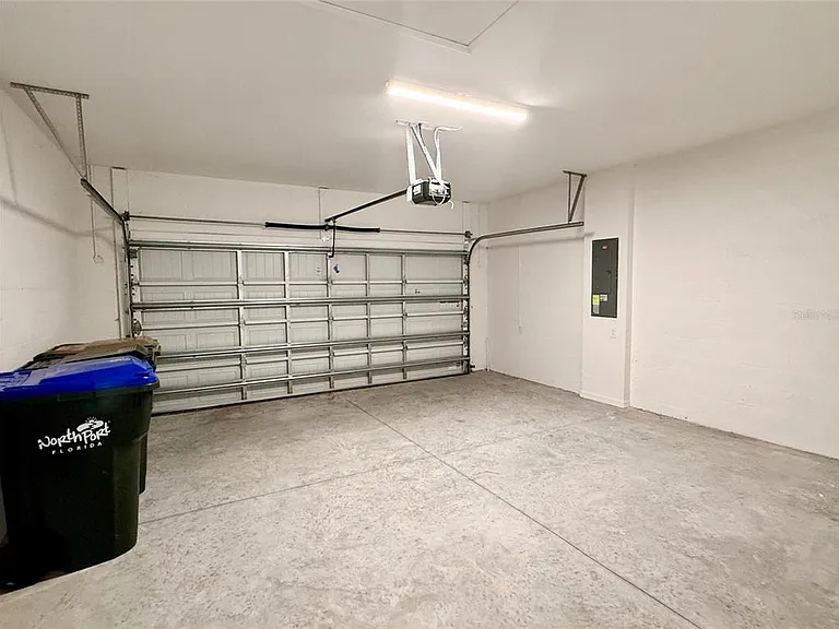 10995 Pinot Dr — Photo 29
